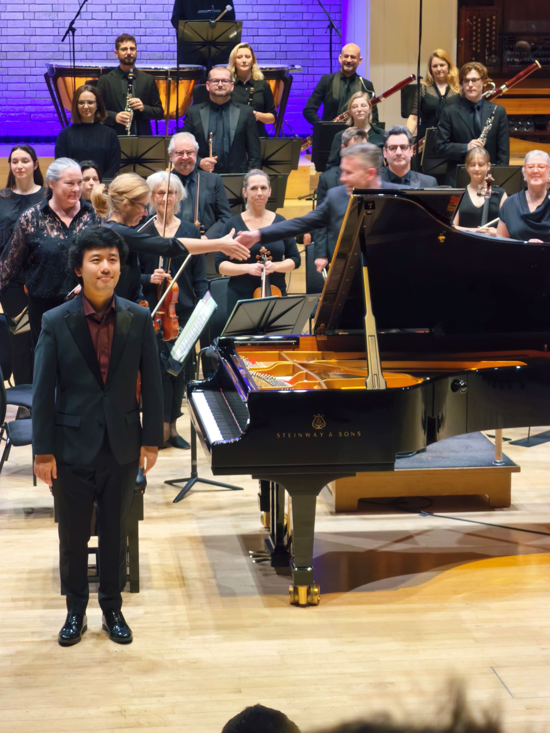 Yuanfan performing concerto